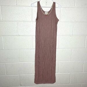 < Vintage Gold Label Victoria’s Secret Dusty Rose Slip Dress >